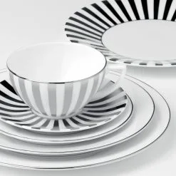 Wedgwood Platinum Tallerken Stripete 5 Wedgwood Platinum Tallerken Stripete -Servise Butikk 34837 01 02 989a418bf5